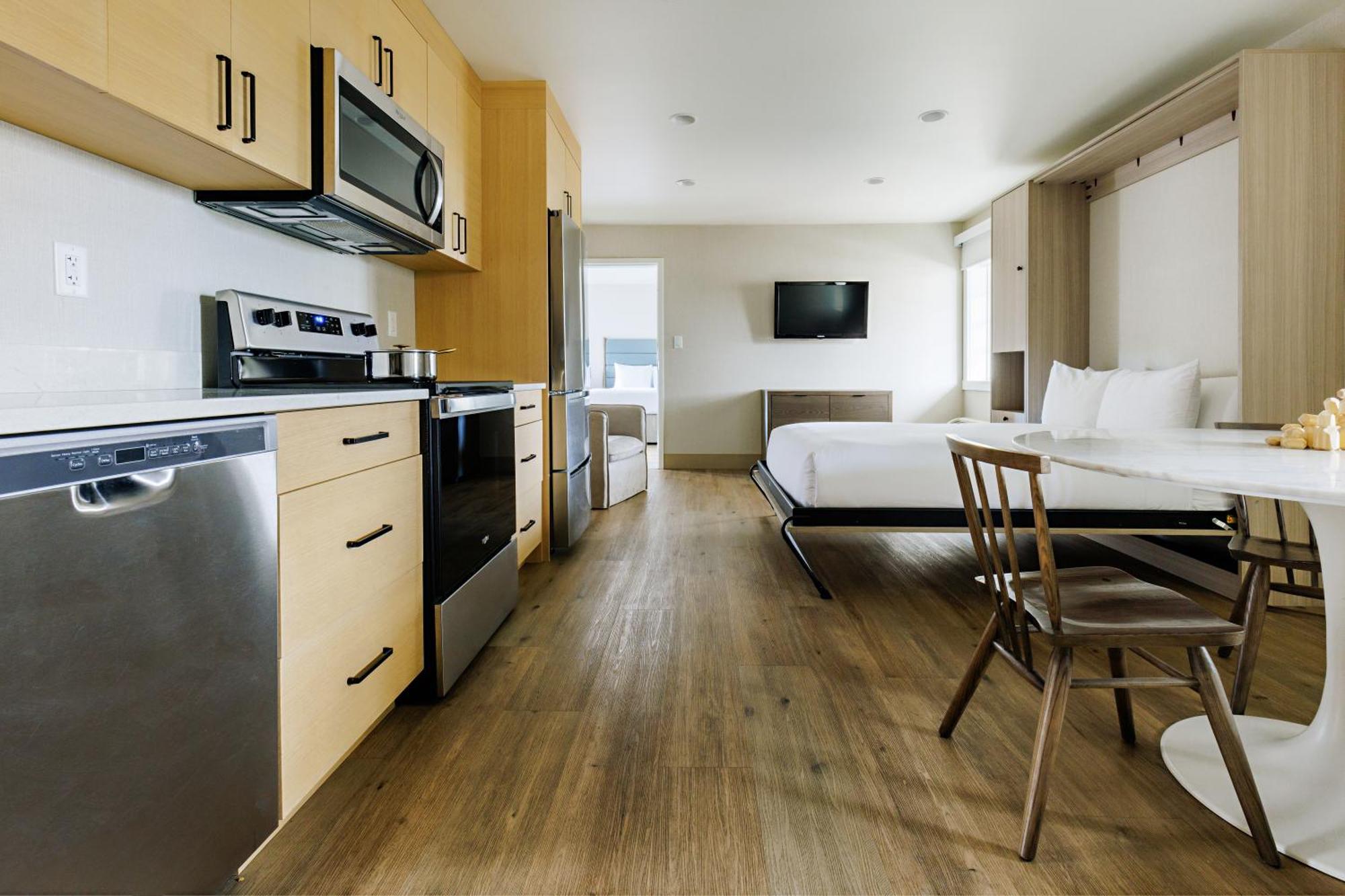 Balcomo, A Ramada By Wyndham Penticton Luaran gambar