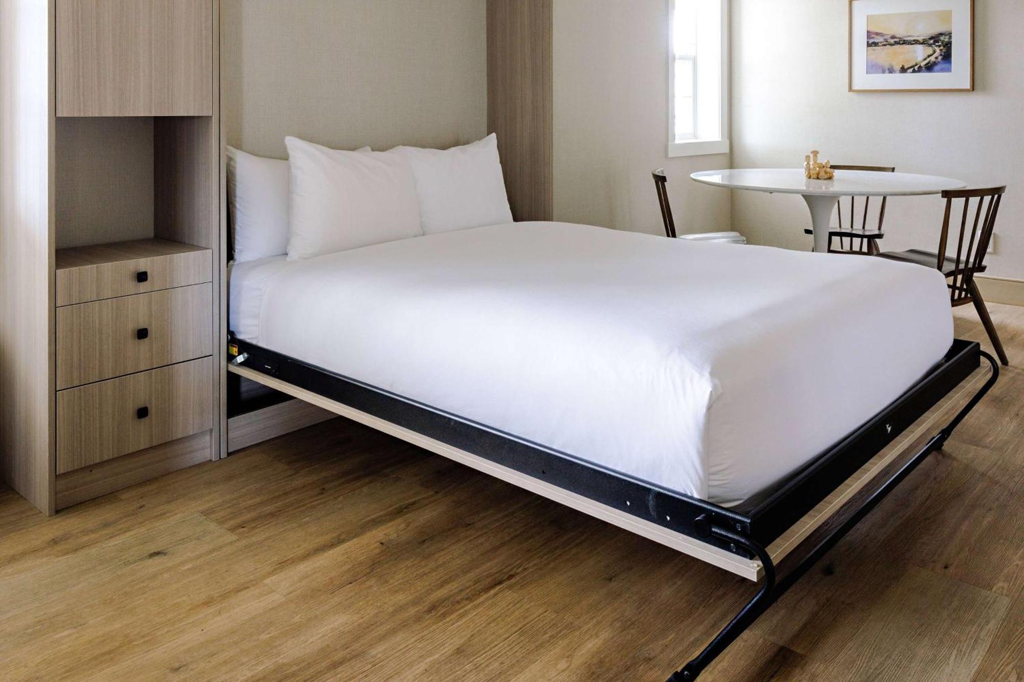 Balcomo, A Ramada By Wyndham Penticton Luaran gambar