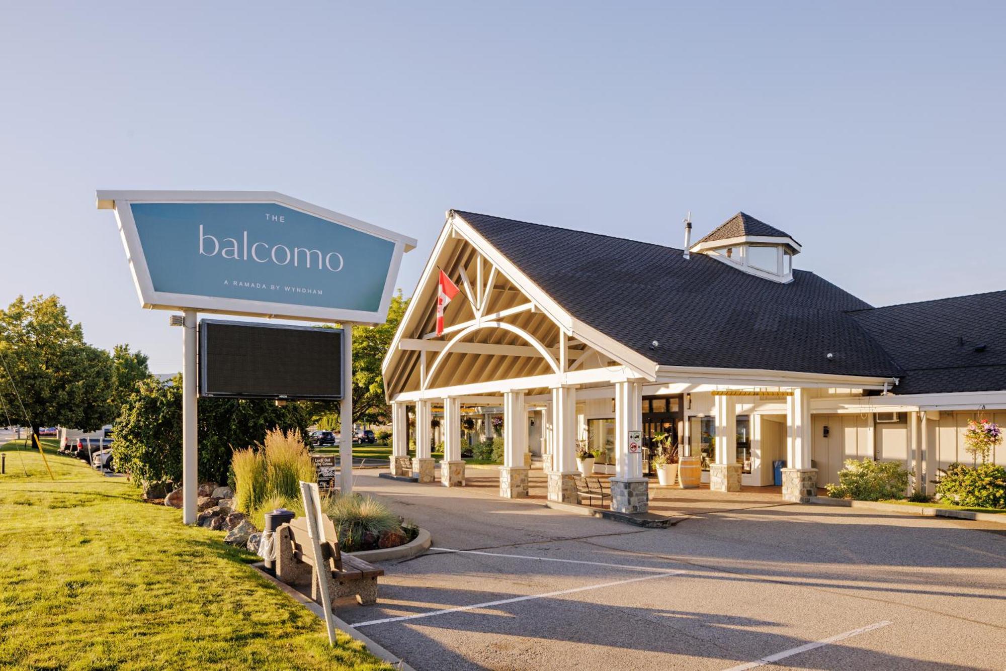 Balcomo, A Ramada By Wyndham Penticton Luaran gambar