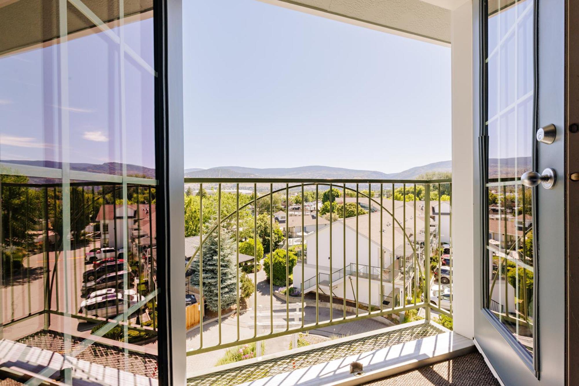 Balcomo, A Ramada By Wyndham Penticton Luaran gambar