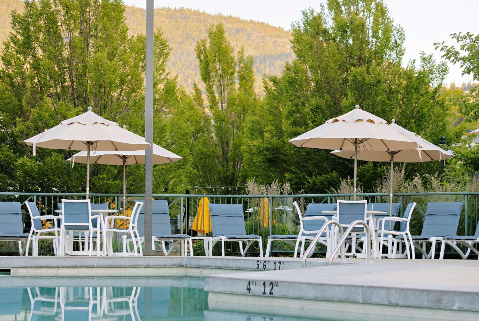 Balcomo, A Ramada By Wyndham Penticton Luaran gambar