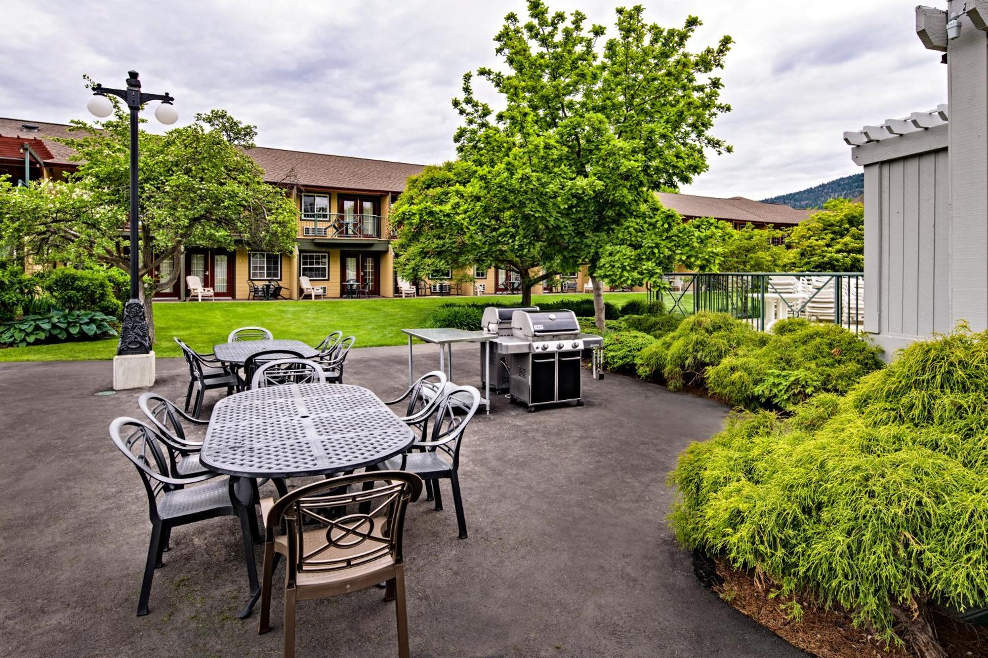 Balcomo, A Ramada By Wyndham Penticton Luaran gambar